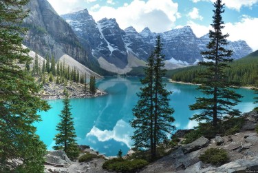 上海青浦区小额贷款公司助力解决资金难题